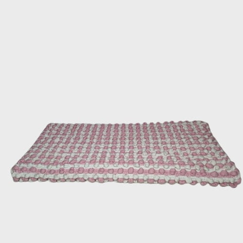 Tapis rose fait main au Portugal réf 50022